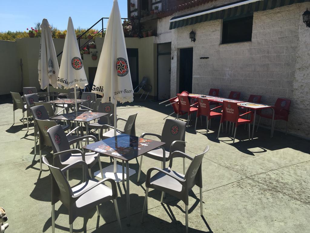 O Pino Pension O' Meson מראה חיצוני תמונה