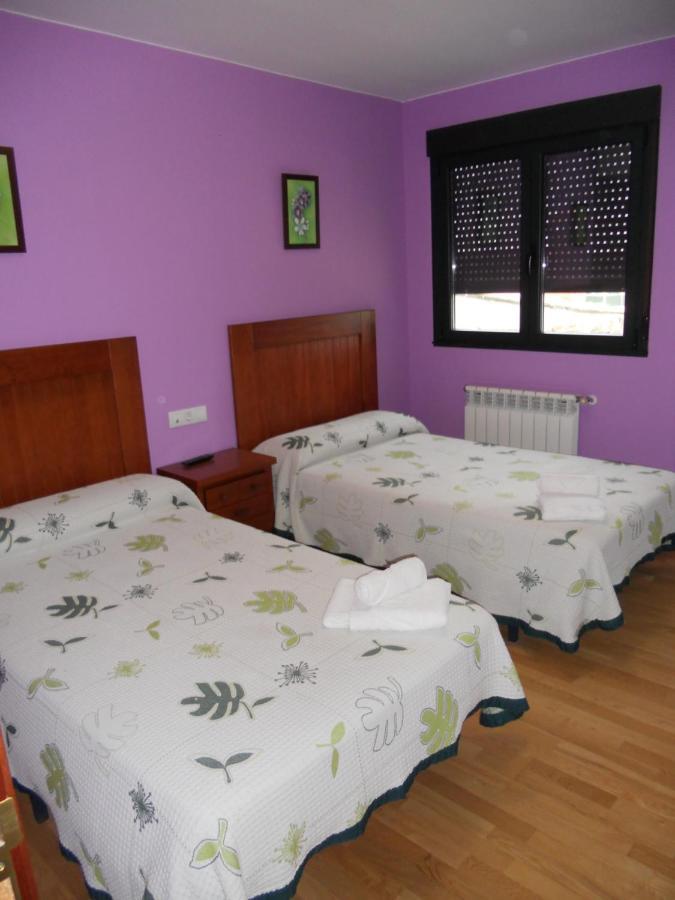 O Pino Pension O' Meson מראה חיצוני תמונה